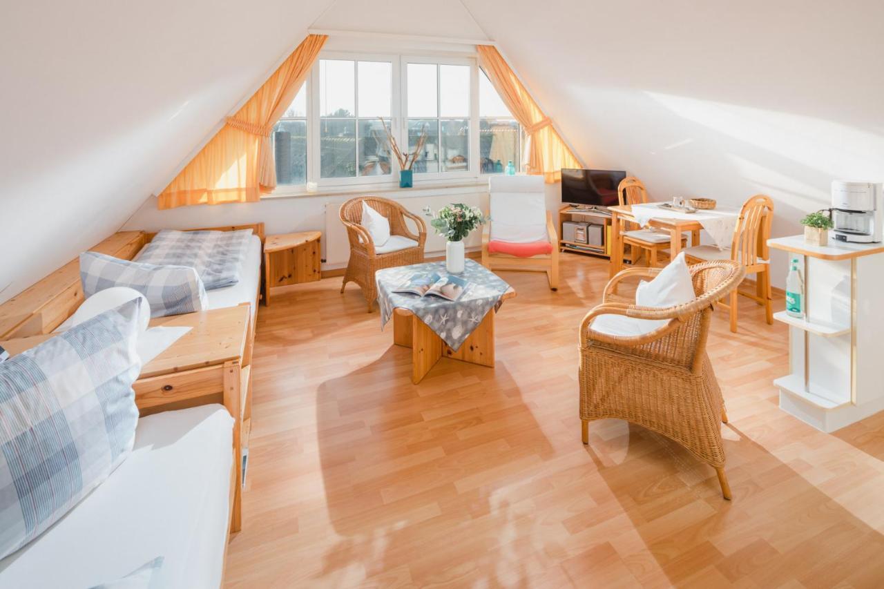 Haus Dwarslooper - Wohnung Luentje Norderney Kültér fotó